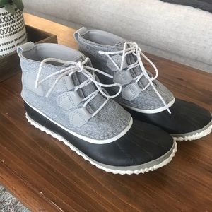 Sorel Out N About Ankle Boots